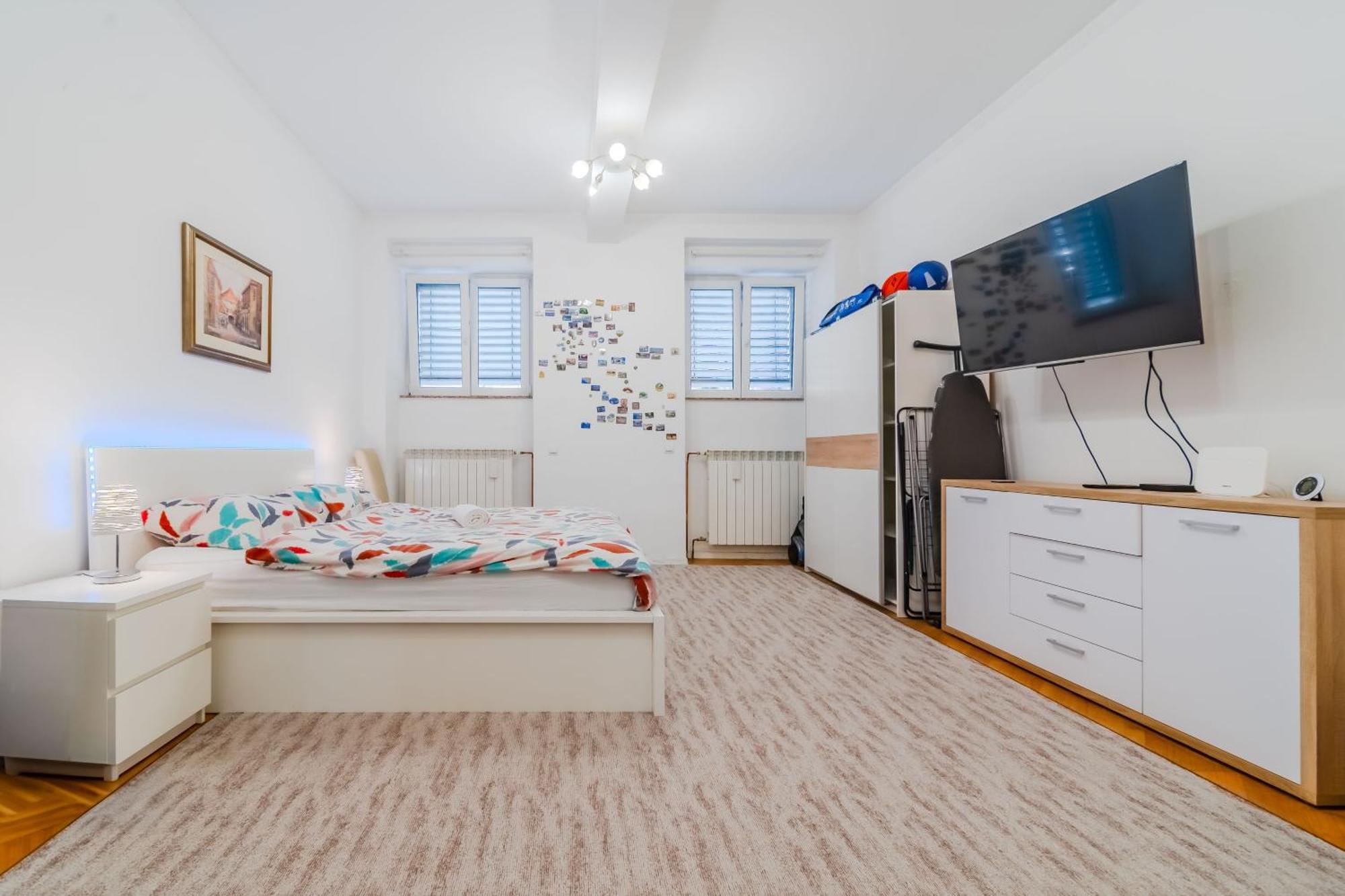 Work And Play Apartment Загреб Екстер'єр фото